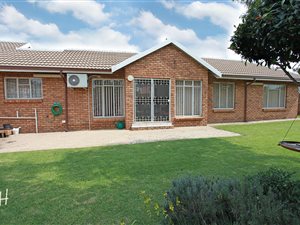3 Bedroom House in Petersfield