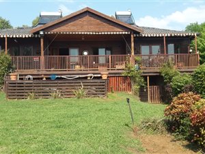 1 ha Farm in Himeville