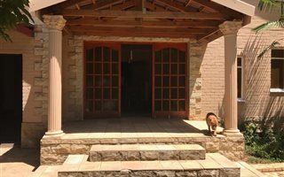 4 Bedroom House in Dan Pienaar