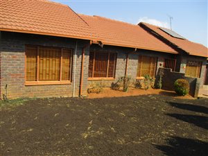 3 Bed House in Witpoortjie