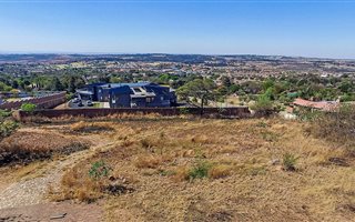 5.8 ha Land available in Poortview AH