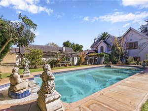 4 Bed House in Houghton Estate