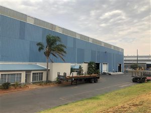 17460 m² Industrial space in Elandsfontein AH