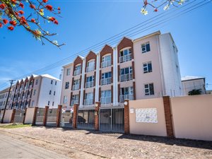 3 Bed Apartment in Grahamstown Central