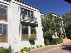 836 m² Commercial space in Fourways