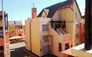 1 Bedroom Apartment in Clubview