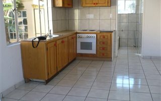 2 Bedroom Garden Cottage in Brakpan Central