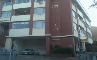 2.5 Bedroom Apartment in Bulwer