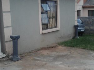 3 Bed House in Olievenhoutbosch
