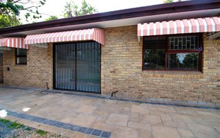 2 Bedroom Garden Cottage in Protea Heights