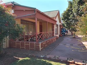 4 Bed House in Brakpan Central