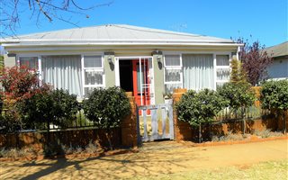 3 Bedroom House in Krugersdorp North