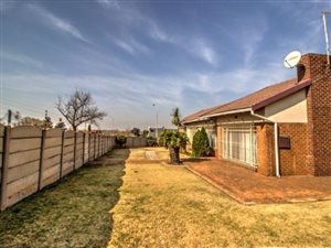3 Bed House in Woodmere