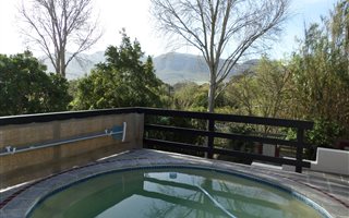 4 Bedroom House in Stanford