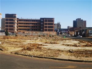 4198 m² Land available in Springs Central