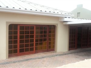 4 Bedroom House in St Georges Strand