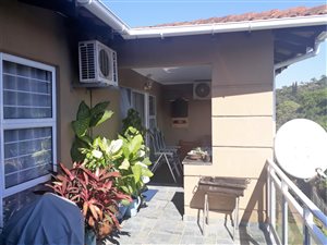 2 Bed Flat in Amanzimtoti