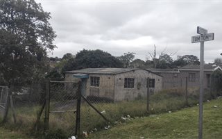 2 Bedroom House in Kwandengezi
