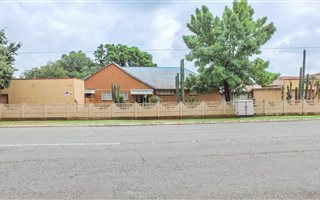3 Bedroom House in Stilfontein
