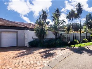 4 Bed House in Eagle Canyon Golf Estate