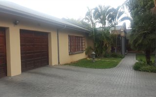 4 Bedroom House in Pacaltsdorp