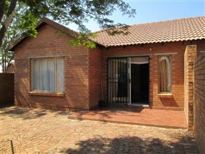 2 Bedroom Townhouse in Theresa Park