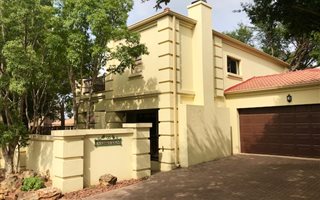 3 Bedroom House in Featherbrooke Estate