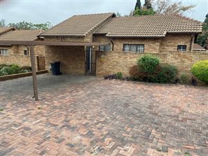 3 Bed Townhouse in Johannesburg Central and CBD