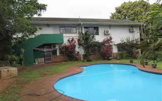 4 Bedroom House in Illovo Beach
