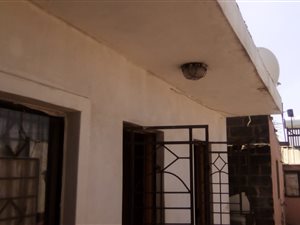 5 Bed House in Ebony Park