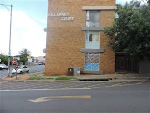 2 Bedroom House in Krugersdorp Central
