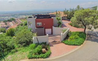 4 Bedroom House in Cashan