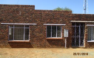 3 Bedroom House in Vryburg