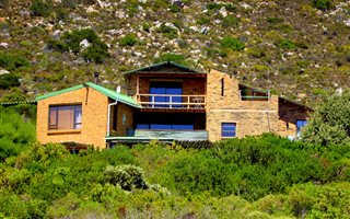 3 Bedroom House in Pringle Bay