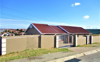 4 Bedroom House in Motherwell