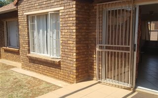 3 Bedroom Townhouse in Willow Park