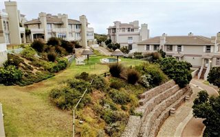 2 Bedroom House in Pinnacle Point Golf Estate