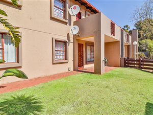 3 Bed Townhouse in Lakefield