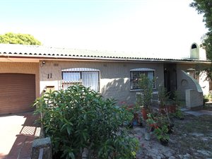 3 Bed House in Protea Heights