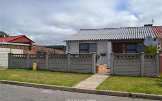 2 Bedroom House in Algoa Park