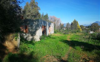1602 m² Land available in Charleston Hill