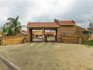 1 Bedroom Flat in Minerva Gardens