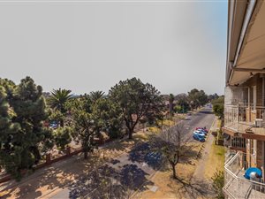2 Bed Apartment in Westdene