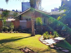 5 Bed House in Honey Hill