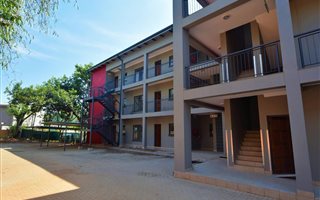 1 Bedroom Apartment in White River Central