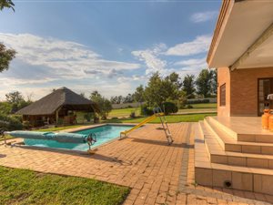 4 Bed House in Chartwell