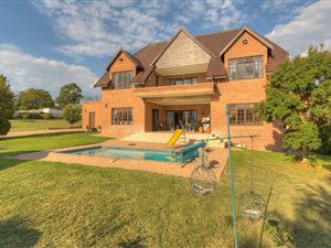 4 Bed House in Chartwell