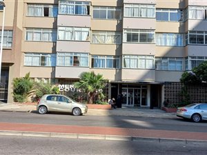 2 Bed Apartment in South Beach