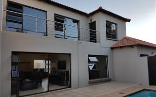 4 Bedroom House in Raslouw