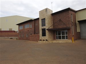 1811 m² Industrial space in Monavoni